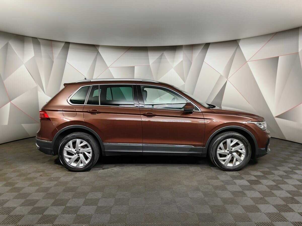 Volkswagen Tiguan 2021 года с пробегом. Фото: #5