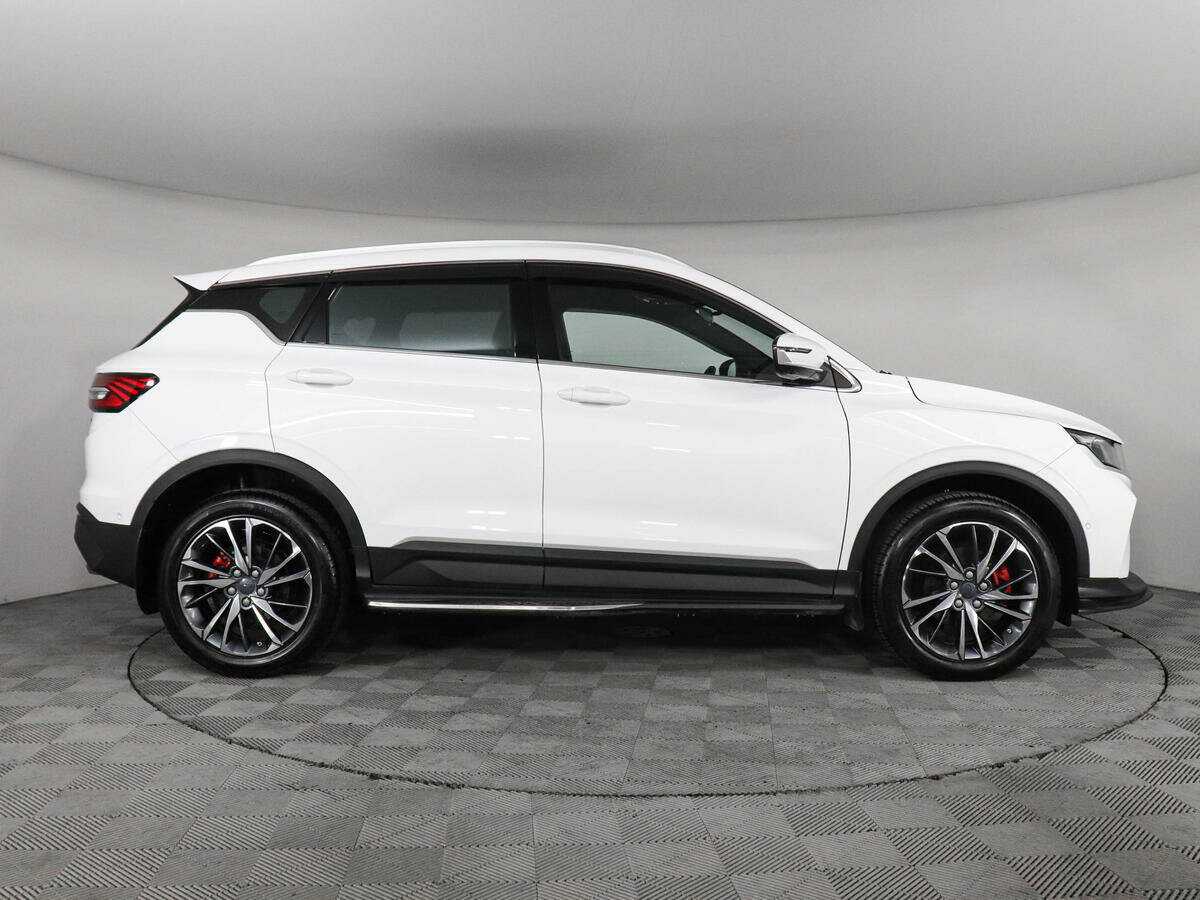 Geely Coolray 2022 года с пробегом. Фото: #3