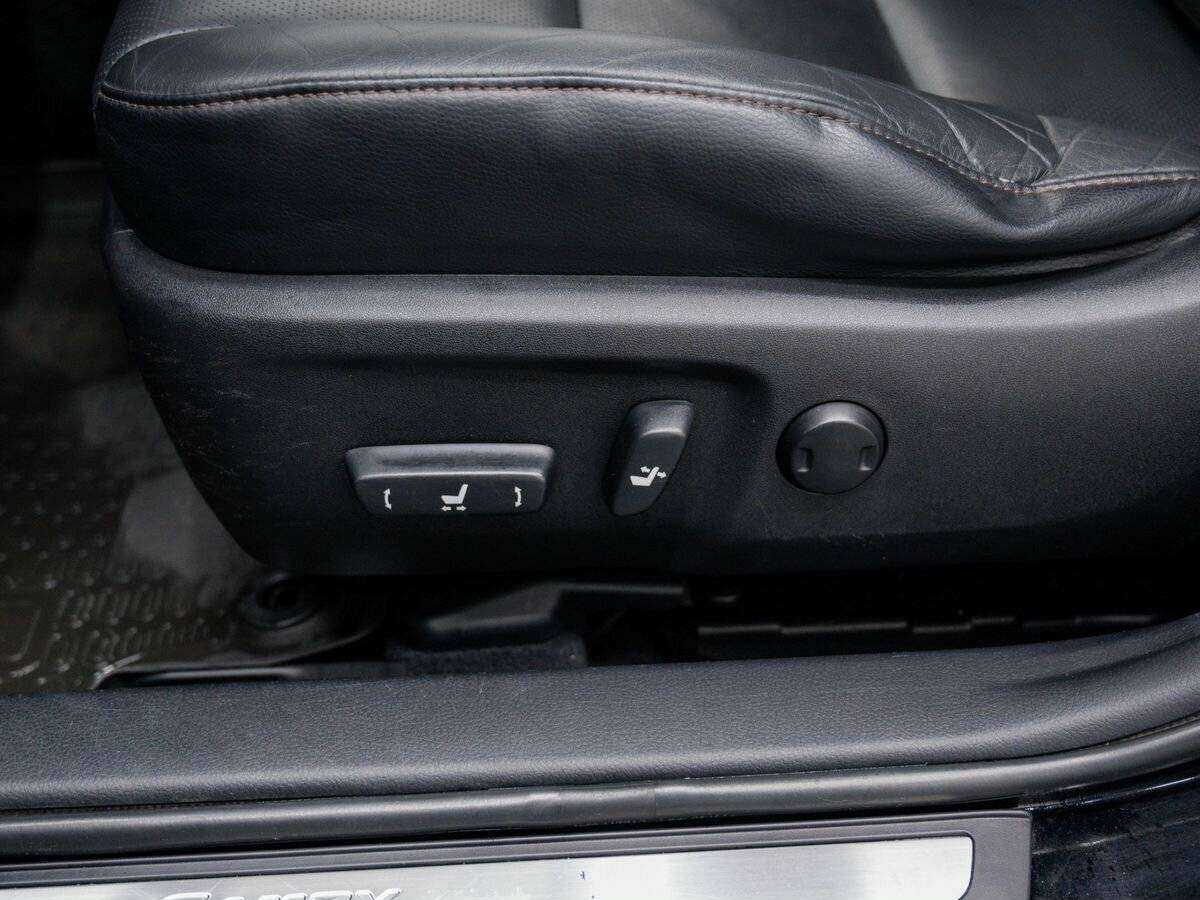 Toyota Camry 2014 года с пробегом. Фото: #20