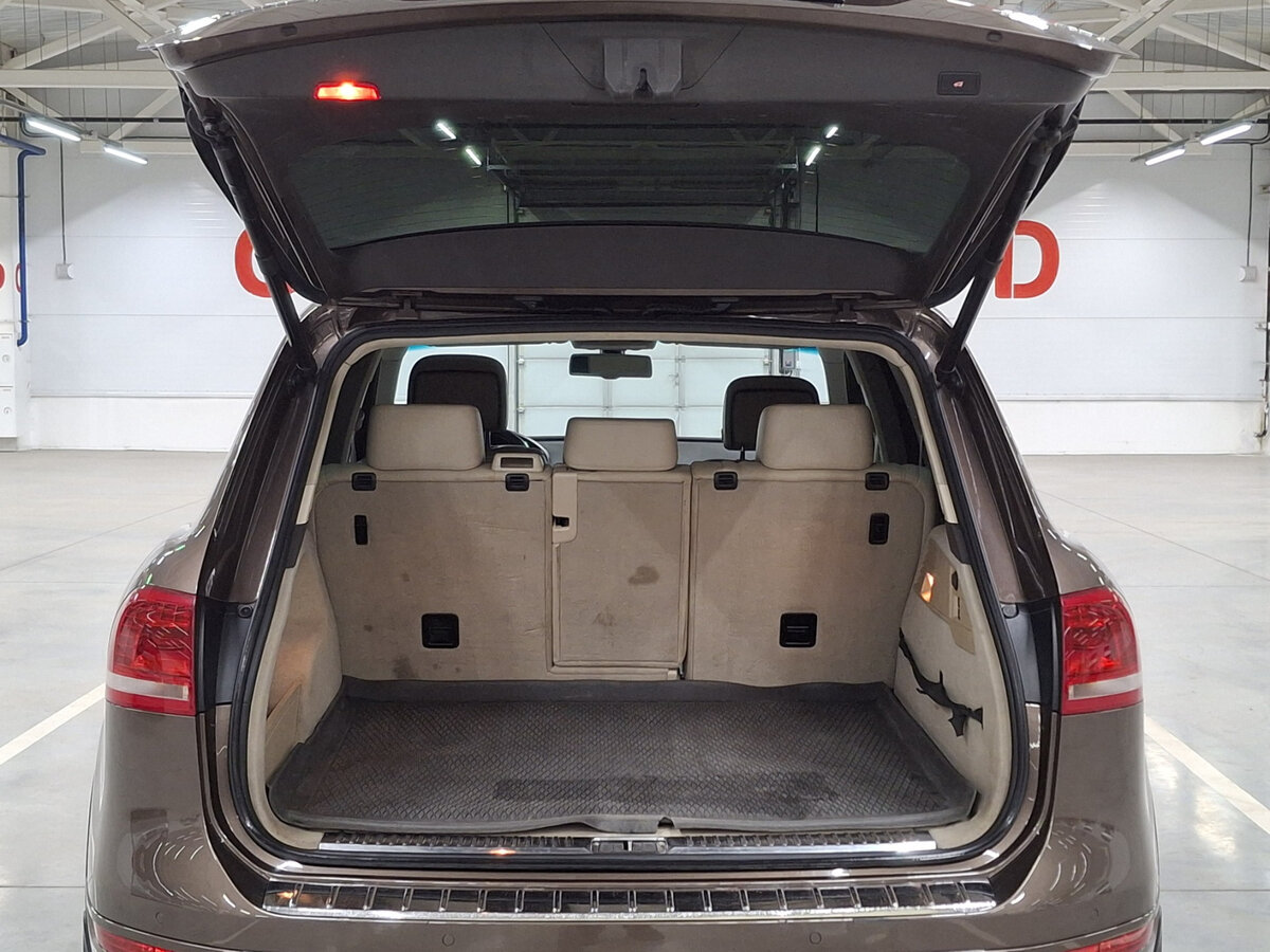 Volkswagen Touareg 2013 года с пробегом. Фото: #9