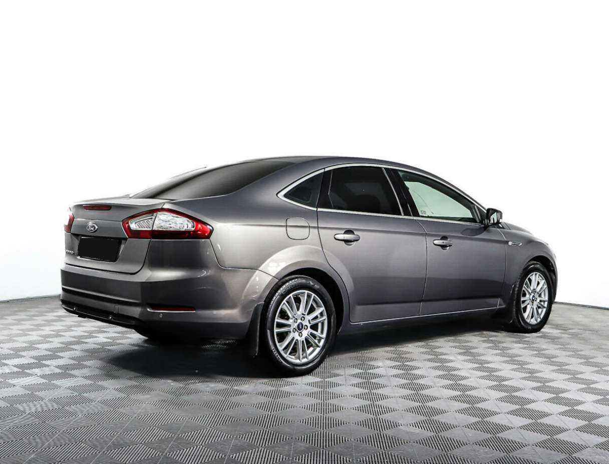 Ford Mondeo 2013 года с пробегом. Фото: #4