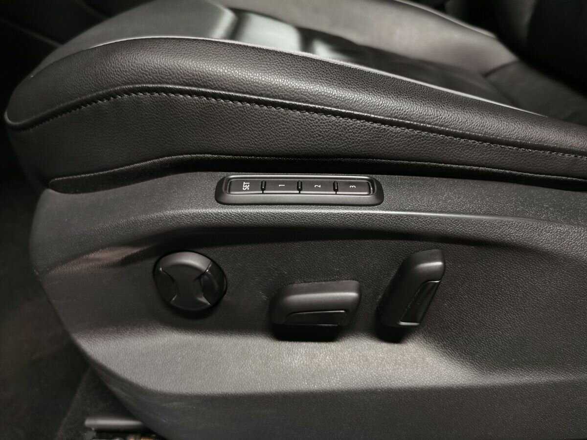 Volkswagen Tiguan 2021 года с пробегом. Фото: #17