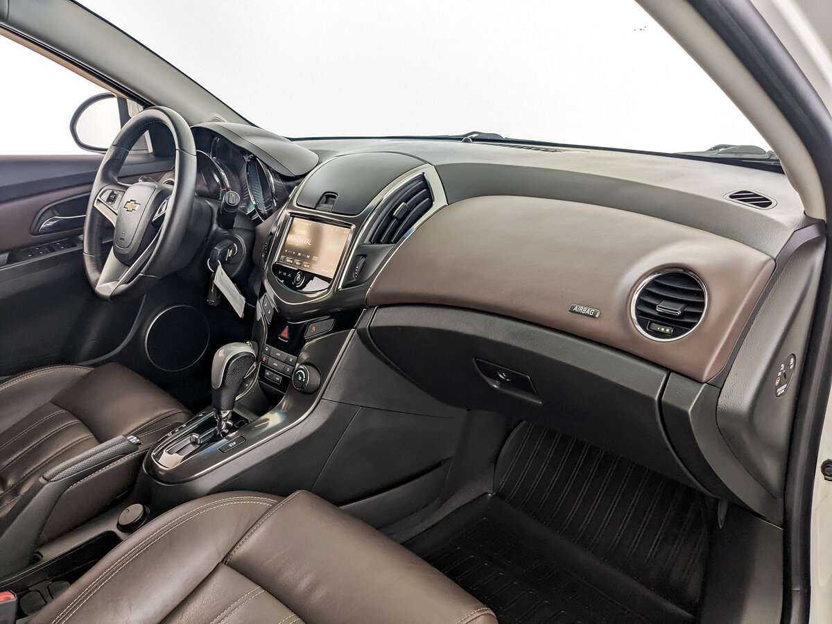 Chevrolet Cruze 2014 года с пробегом. Фото: #8
