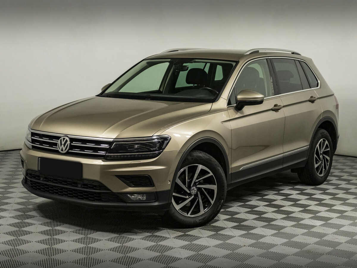 Volkswagen Tiguan 2018 года с пробегом. Посмотреть фото