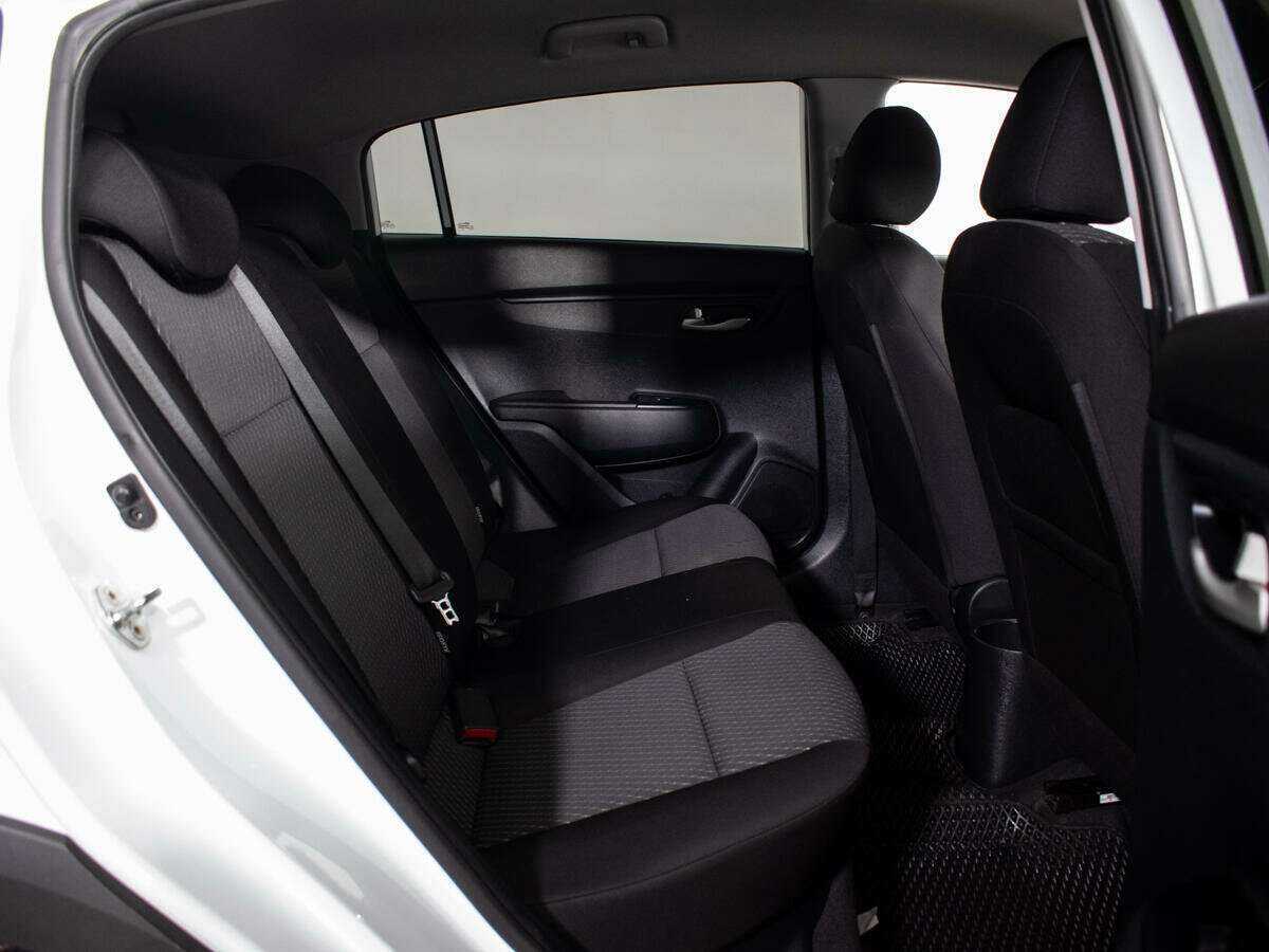 Kia Rio 2020 года с пробегом. Фото: #9