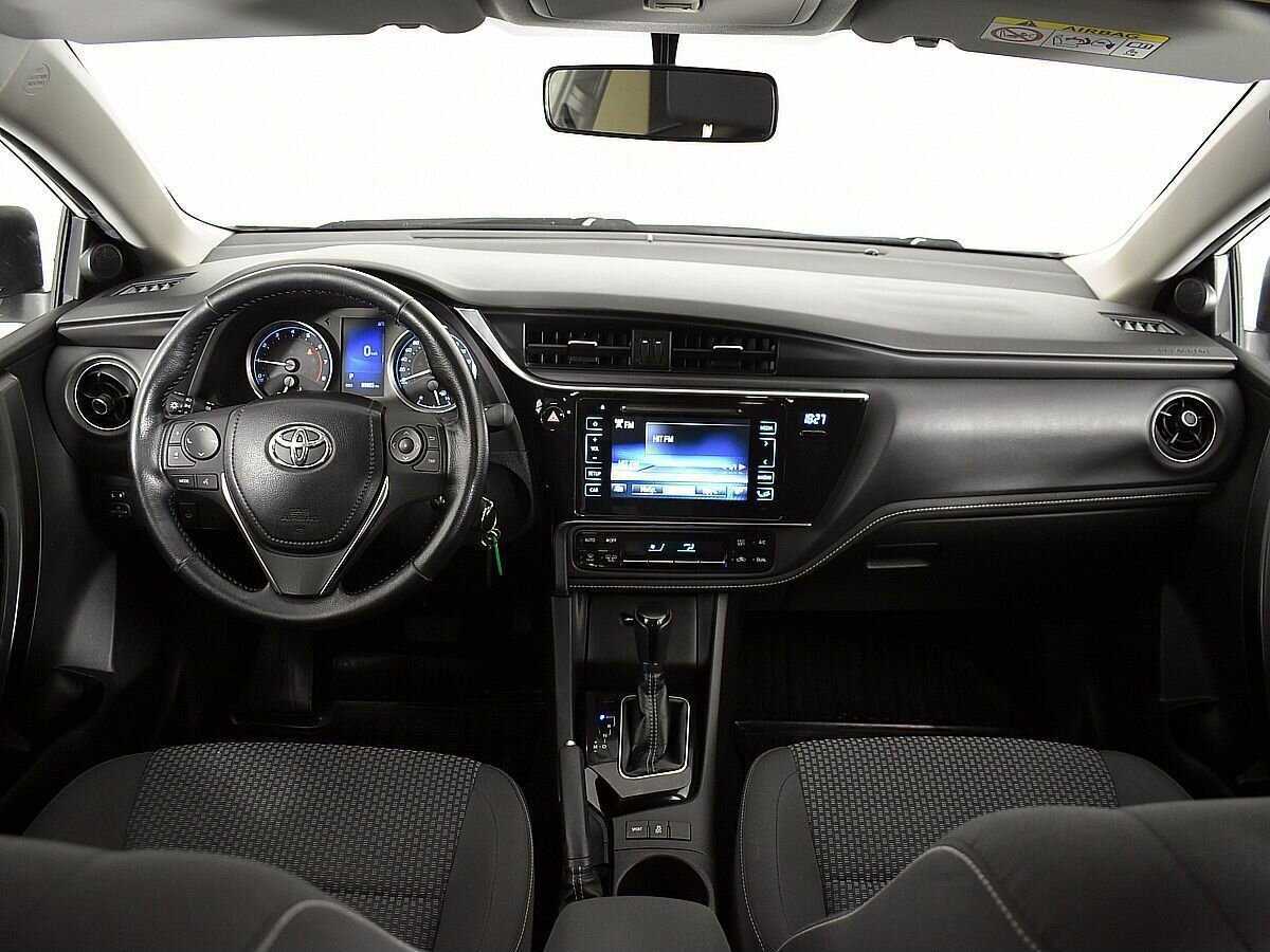 Toyota Corolla 2017 года с пробегом. Фото: #9