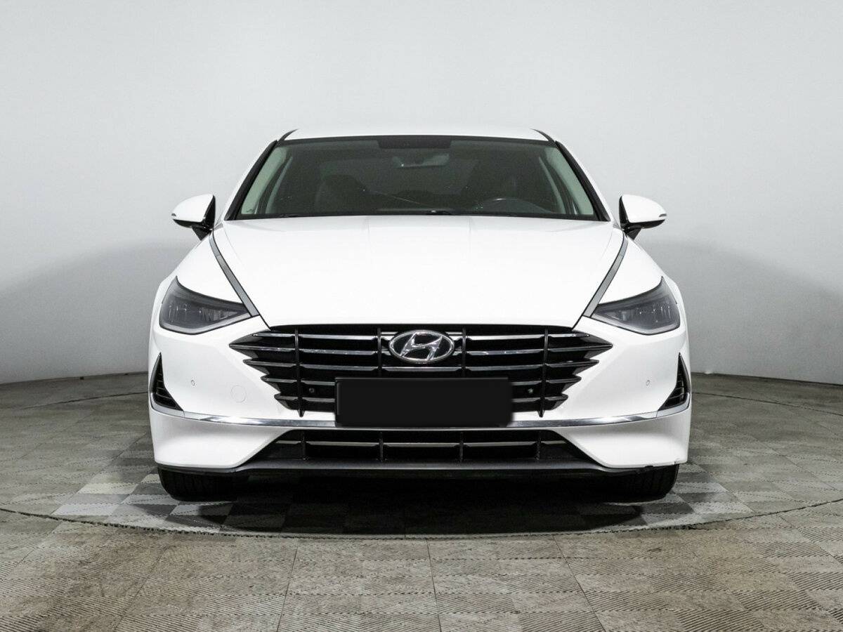 Hyundai Sonata 2020 года с пробегом. Фото: #1