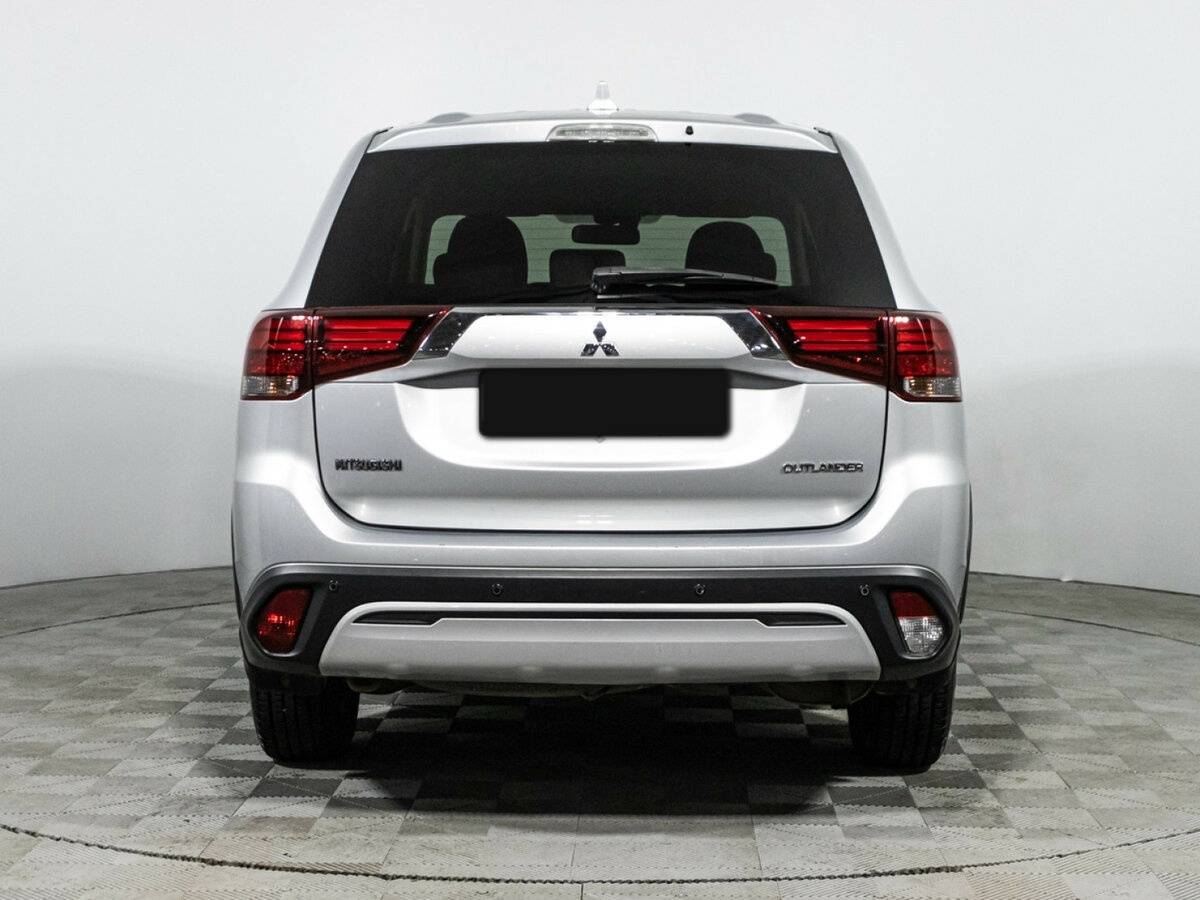 Mitsubishi Outlander 2019 года с пробегом. Фото: #5