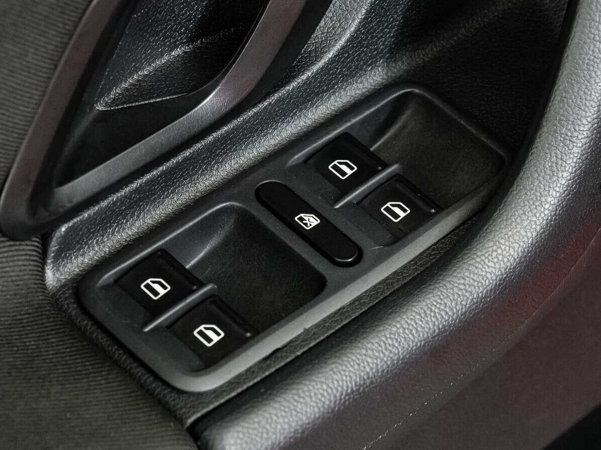 Skoda Fabia 2012 года с пробегом. Фото: #12