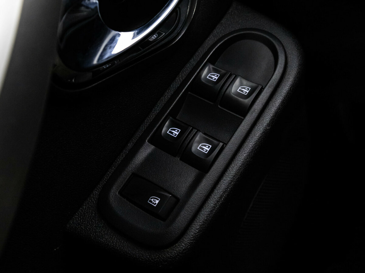 Nissan Terrano 2019 года с пробегом. Фото: #13