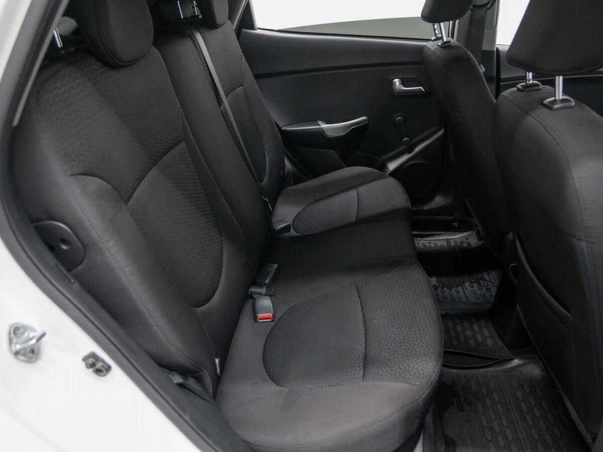 Kia Rio 2017 года с пробегом. Фото: #9