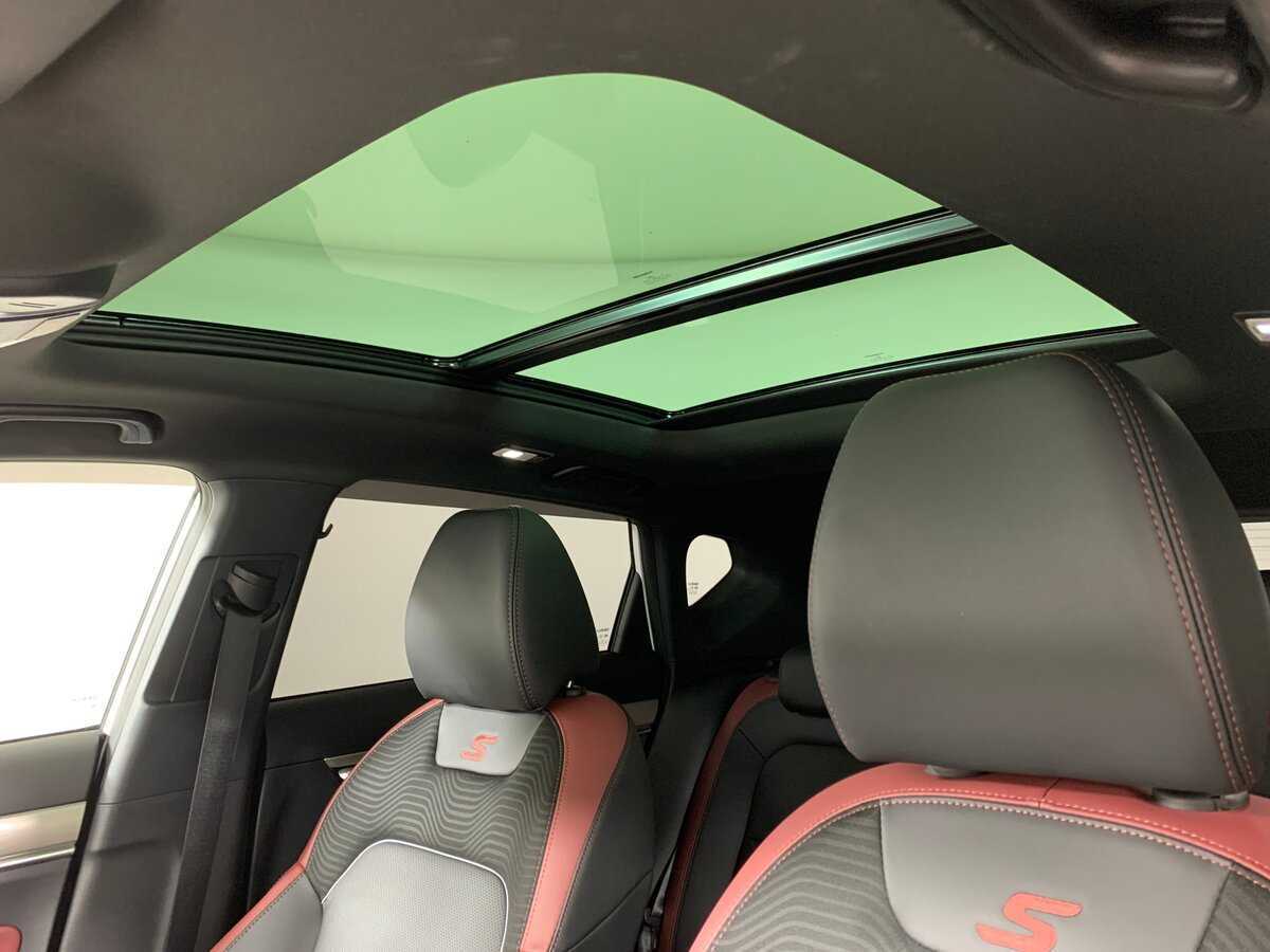 Geely Coolray 2023 года с пробегом. Фото: #18