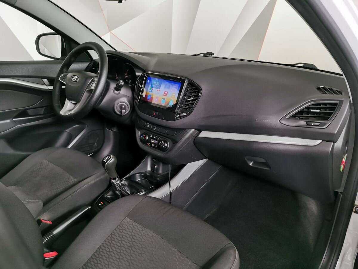 Lada (ВАЗ) Vesta 2018 года с пробегом. Фото: #8