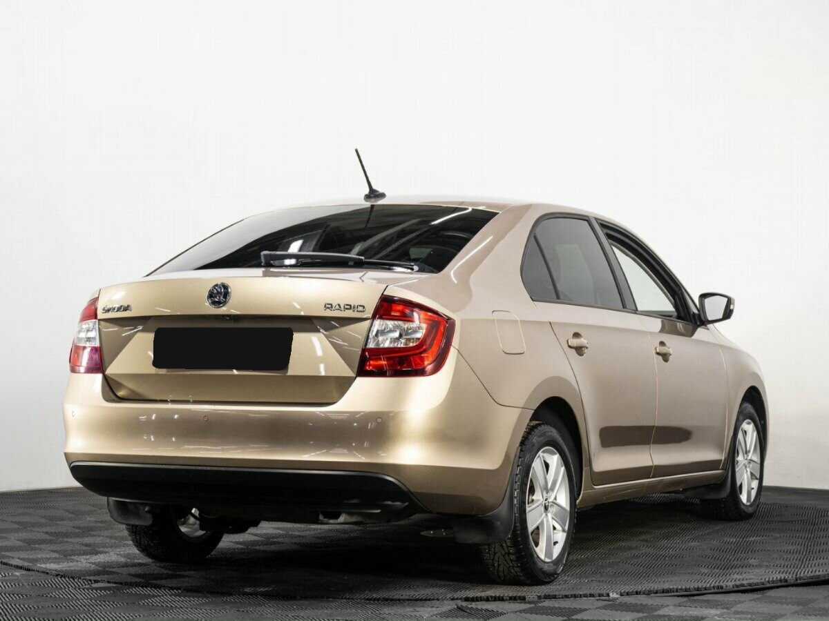 Skoda Rapid 2019 года с пробегом. Фото: #3