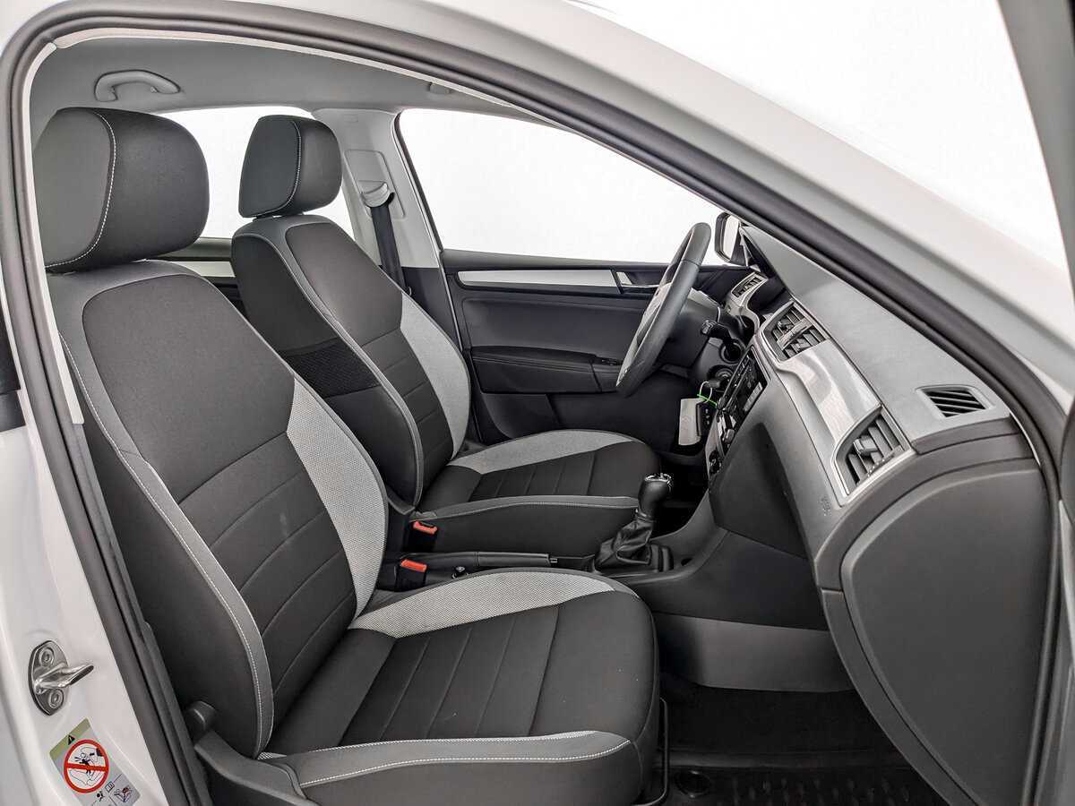 Skoda Rapid 2019 года с пробегом. Фото: #18