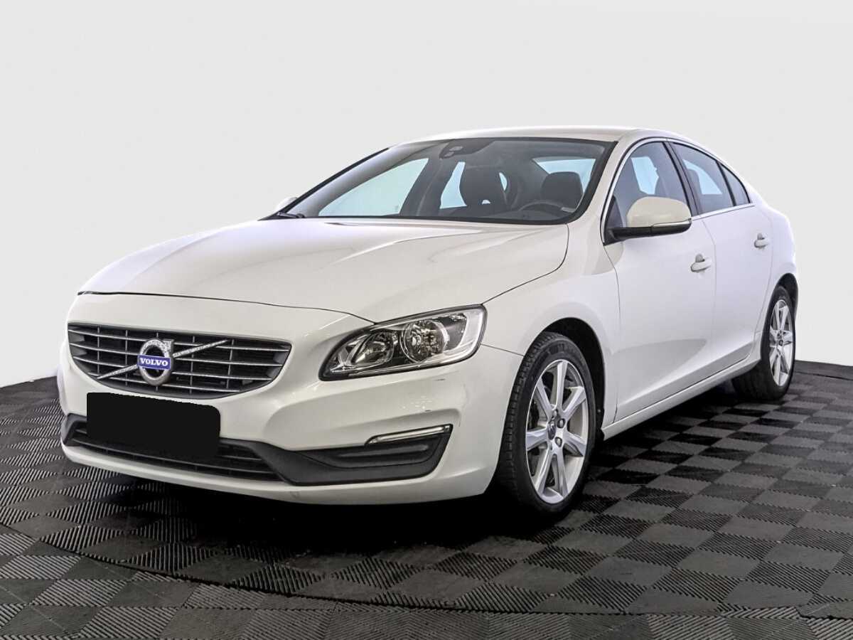 Volvo S60 2017 года с пробегом. Посмотреть фото