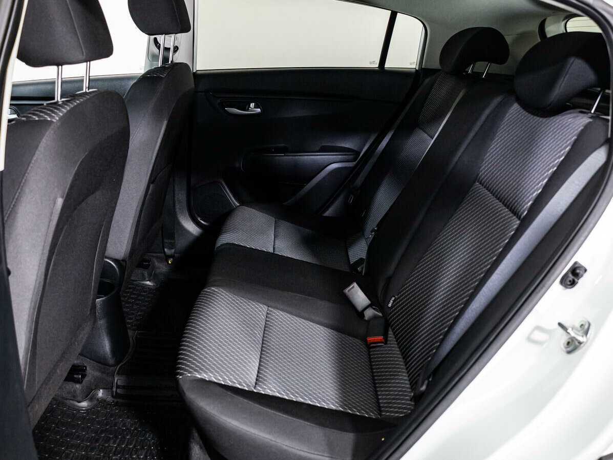 Kia Rio 2017 года с пробегом. Фото: #9