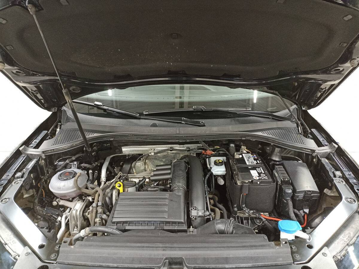Volkswagen Tiguan 2018 года с пробегом. Фото: #8