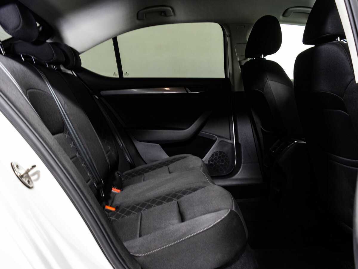 Skoda Superb 2018 года с пробегом. Фото: #13