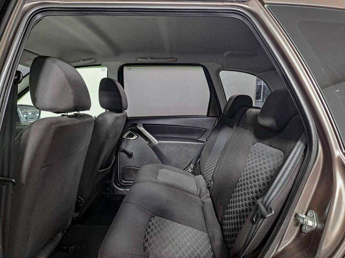 Lada (ВАЗ) Granta 2019 года с пробегом. Фото: #9