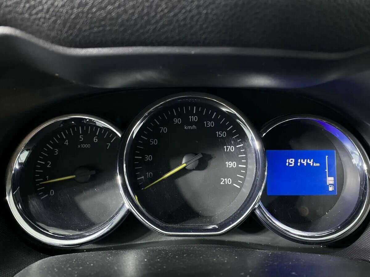 Renault Duster 2018 года с пробегом. Фото: #10