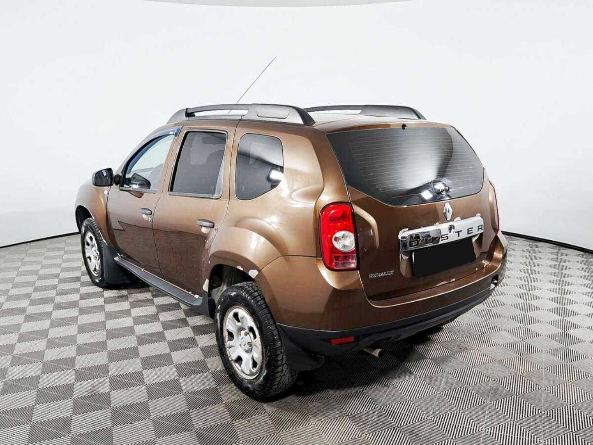 Renault Duster 2012 года с пробегом. Фото: #6
