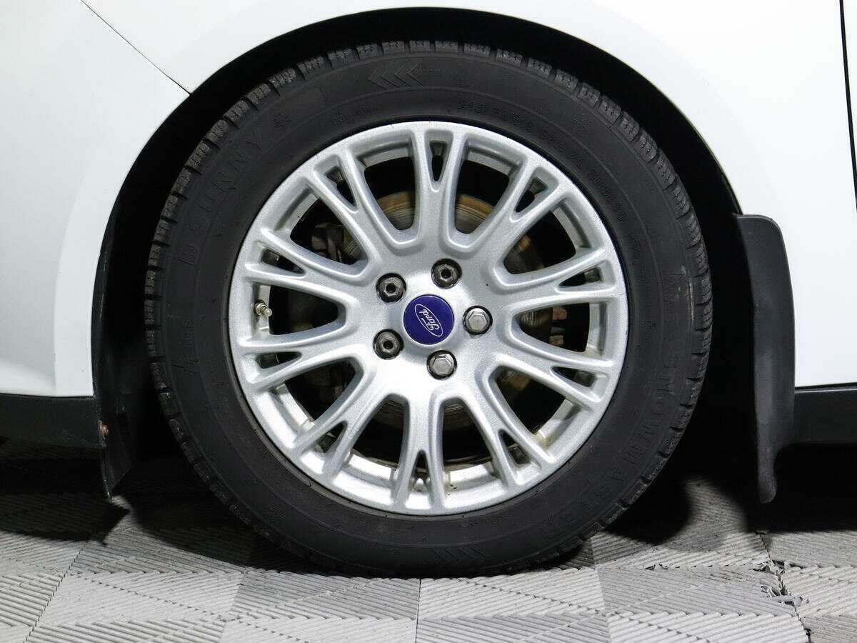 Ford Focus 2013 года с пробегом. Фото: #12