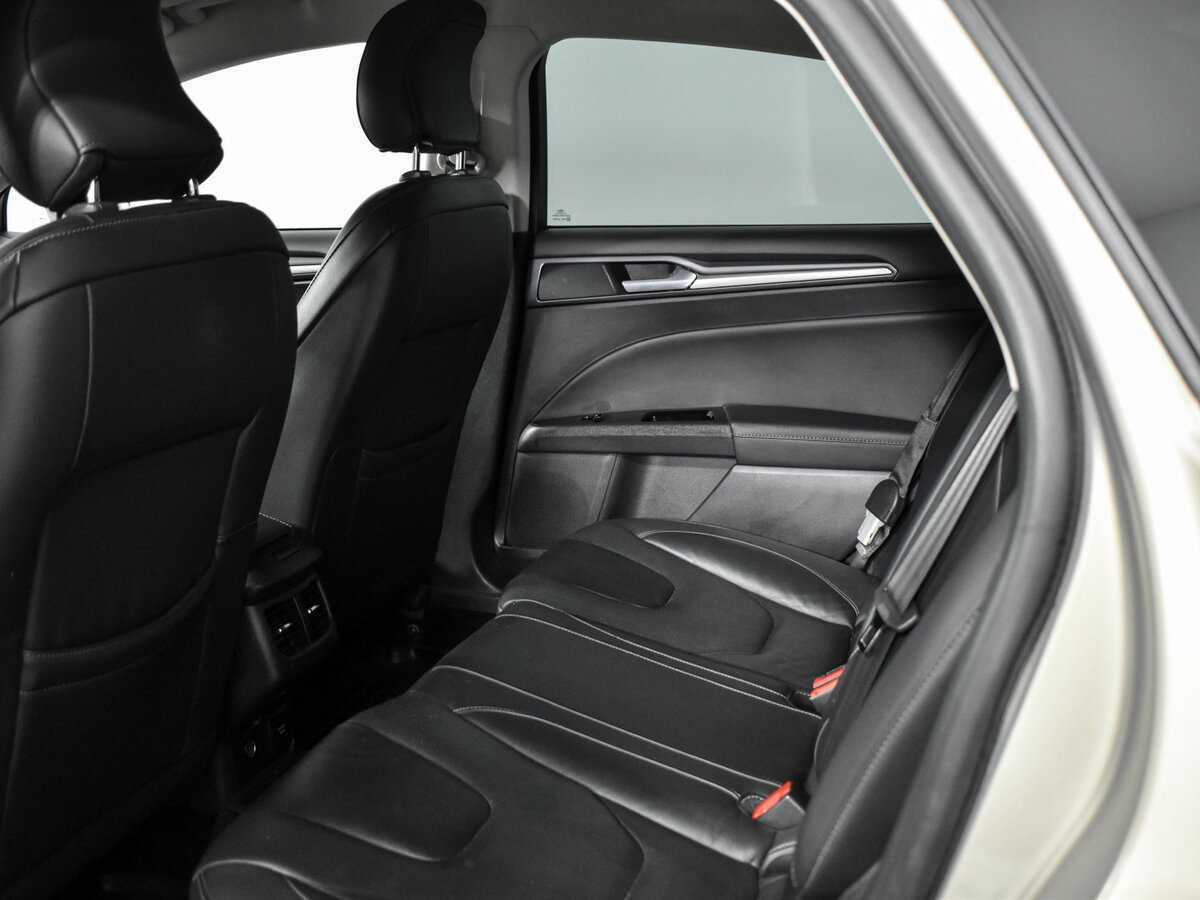 Ford Mondeo 2016 года с пробегом. Фото: #10