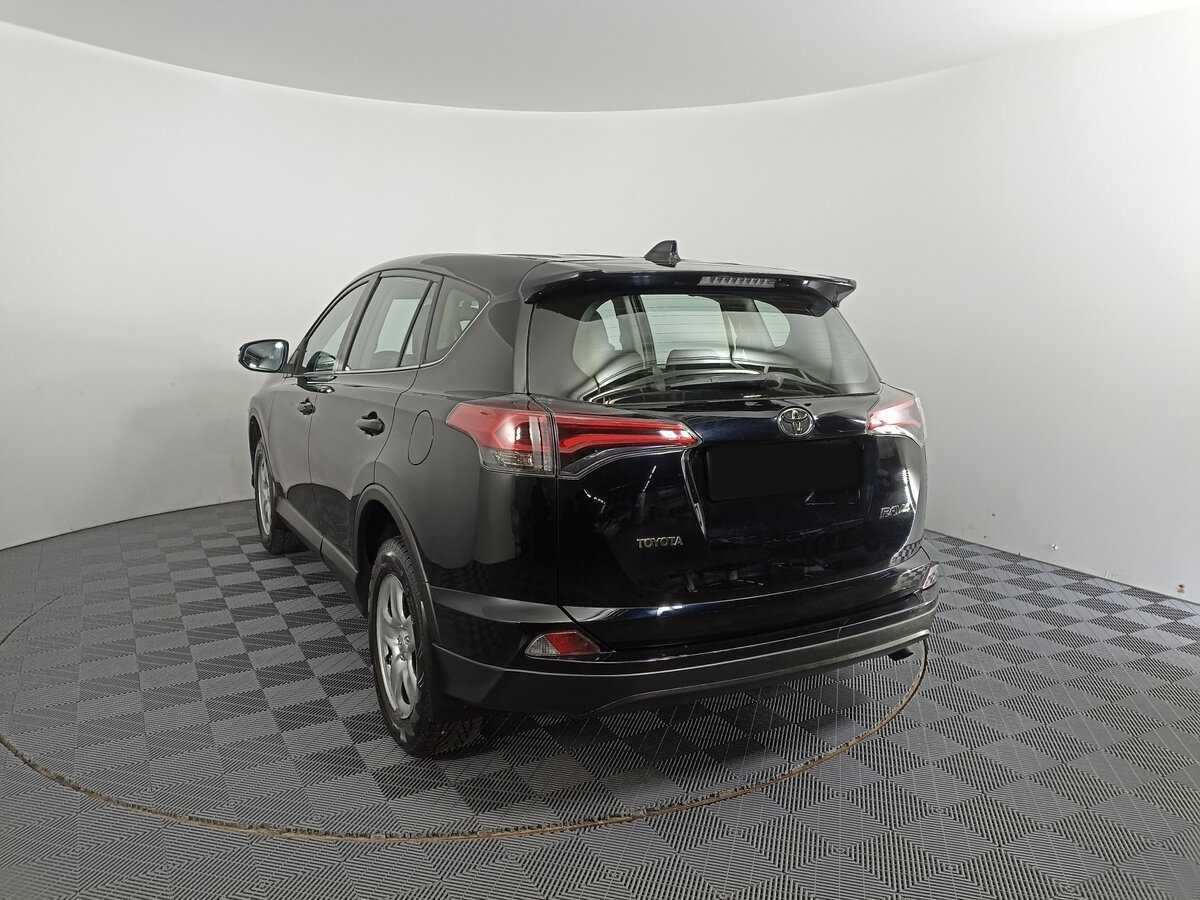 Toyota RAV4 2019 года с пробегом. Фото: #6