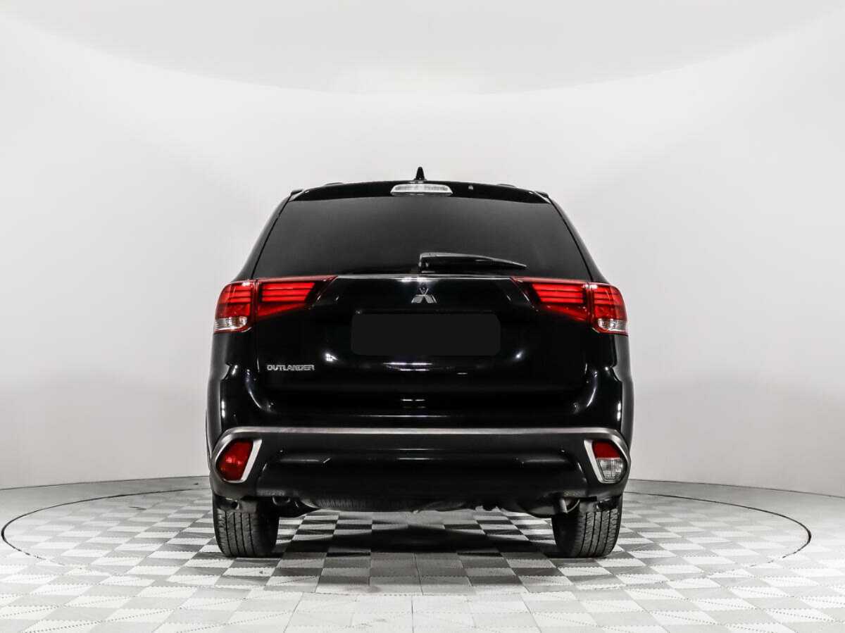 Mitsubishi Outlander 2021 года с пробегом. Фото: #5