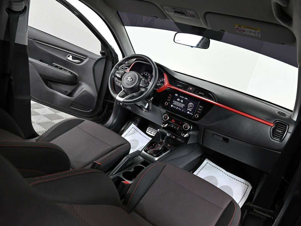 Kia Rio 2021 года с пробегом. Фото: #4