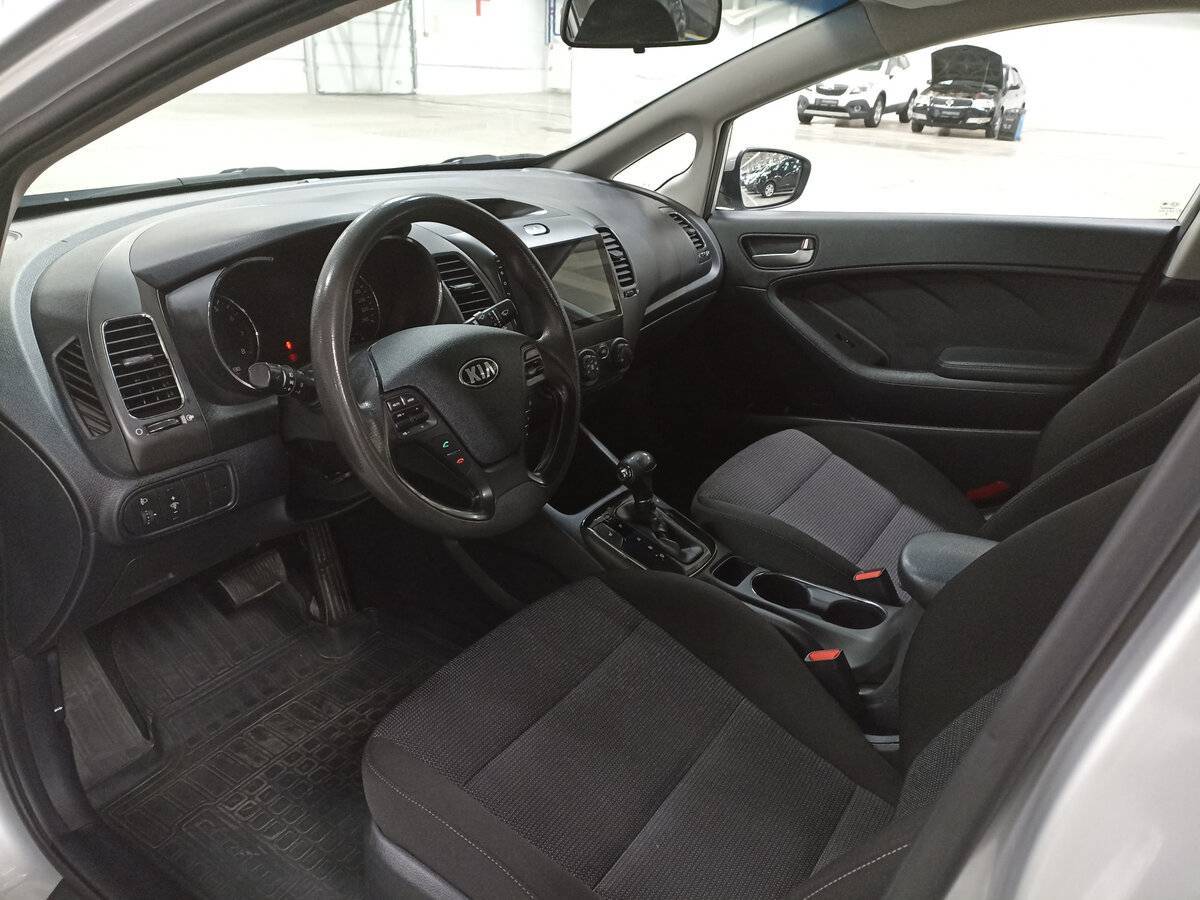 Kia Cerato 2018 года с пробегом. Фото: #15