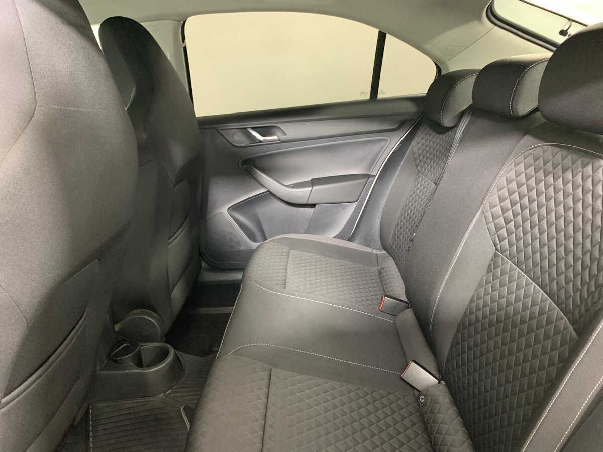 Skoda Rapid 2015 года с пробегом. Фото: #17