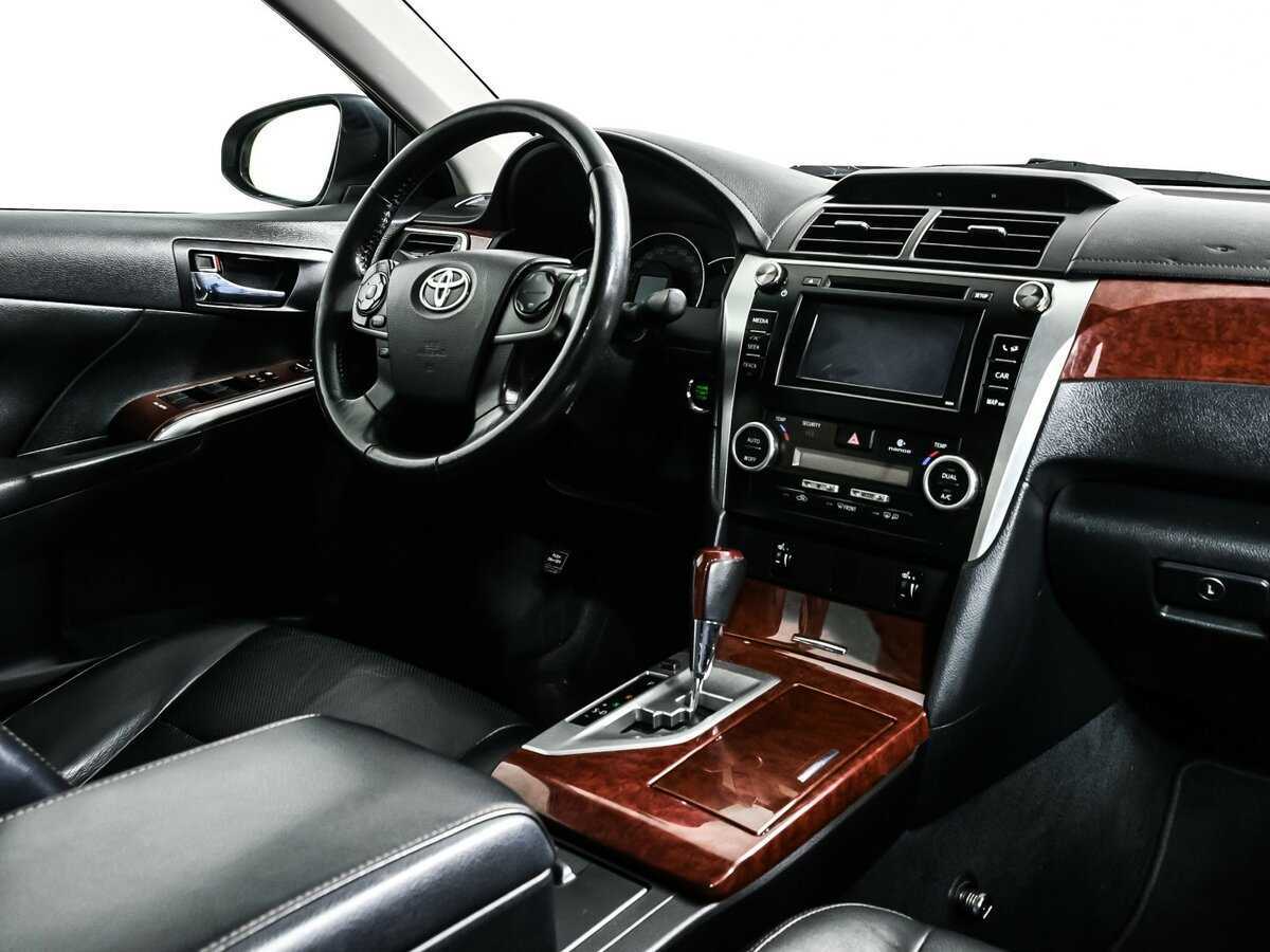 Toyota Camry 2014 года с пробегом. Фото: #7