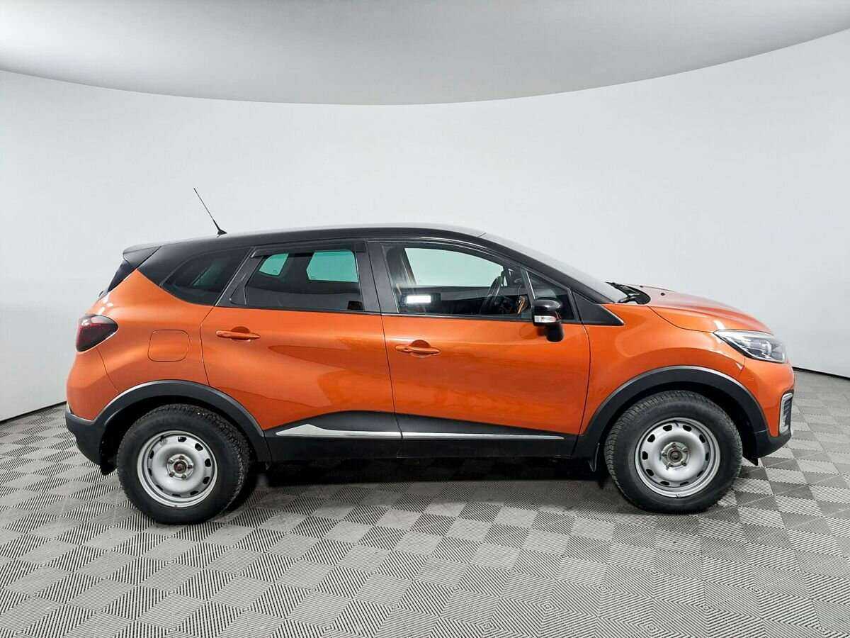 Renault Kaptur 2016 года с пробегом. Фото: #3