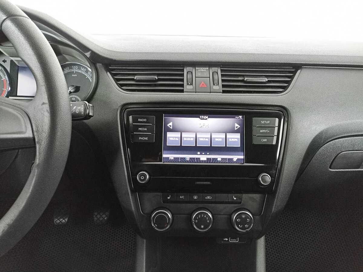 Skoda Octavia 2019 года с пробегом. Фото: #12