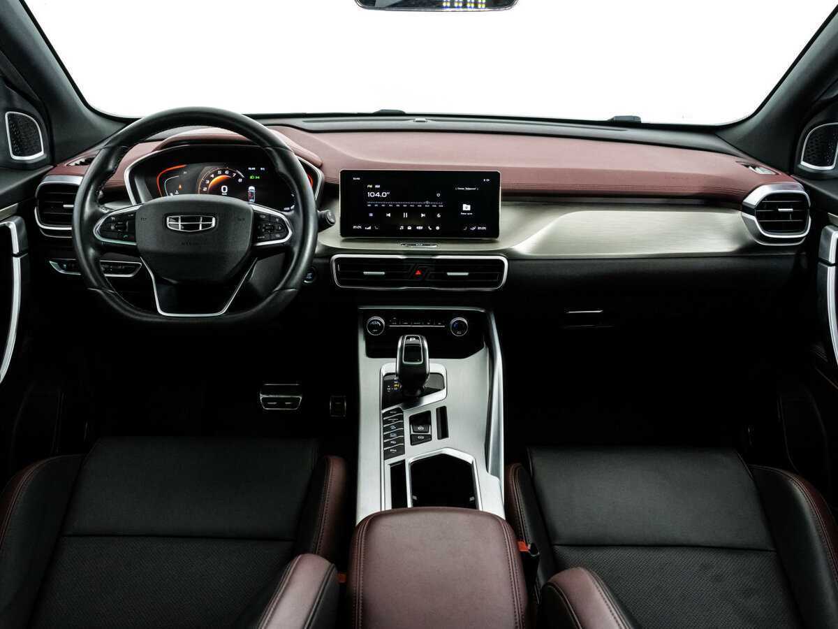 Geely Coolray 2022 года с пробегом. Фото: #9