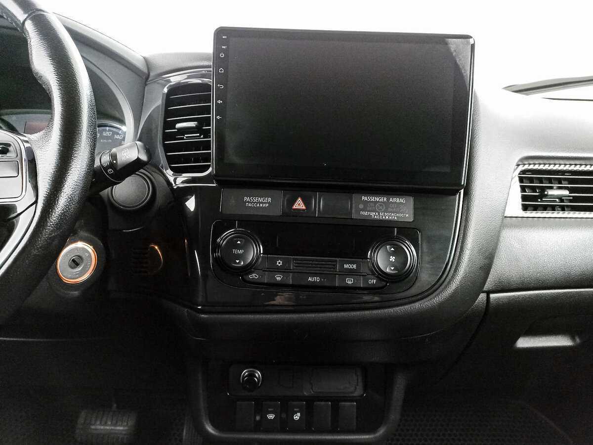 Mitsubishi Outlander 2018 года с пробегом. Фото: #13