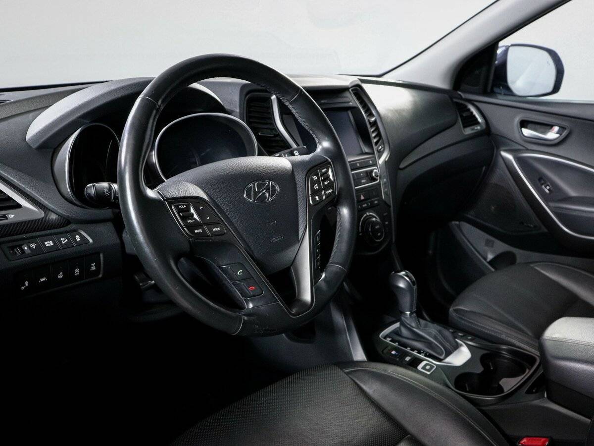 Hyundai Santa Fe 2017 года с пробегом. Фото: #13