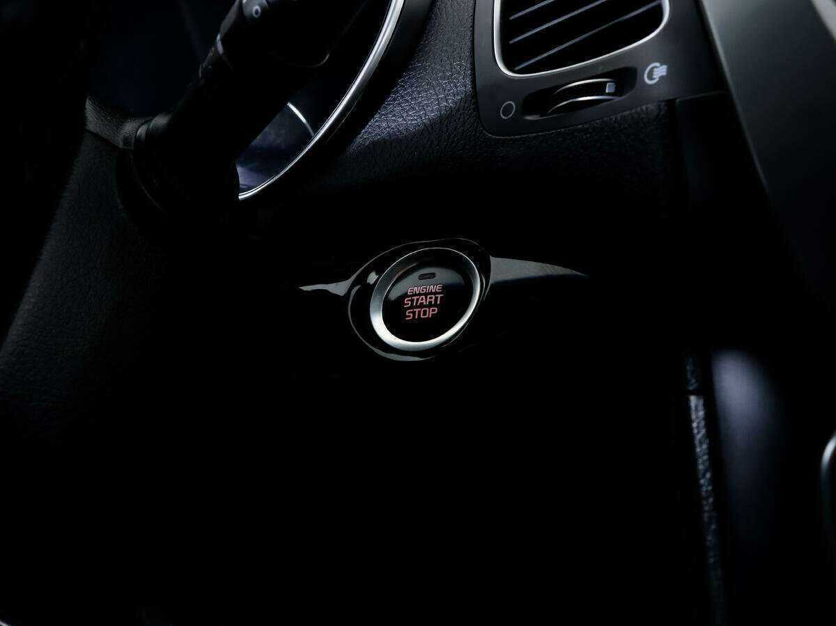 Kia Sorento 2013 года с пробегом. Фото: #12