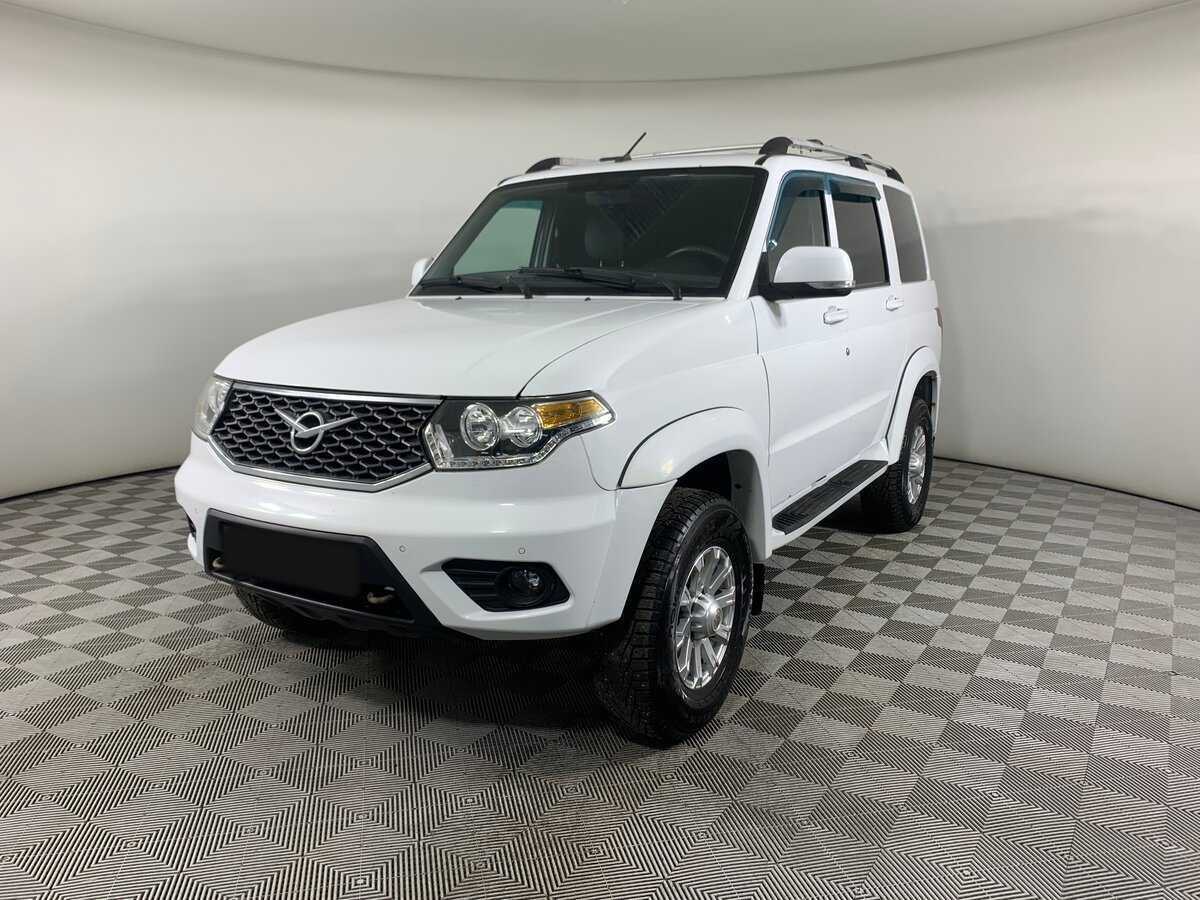 УАЗ Patriot 2017 года с пробегом. Посмотреть фото