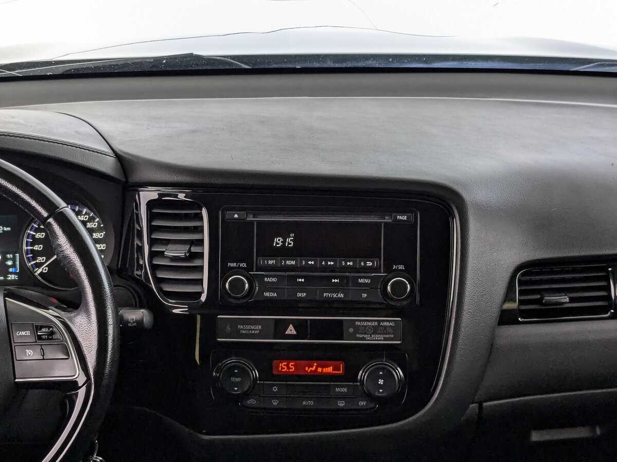 Mitsubishi Outlander 2018 года с пробегом. Фото: #12