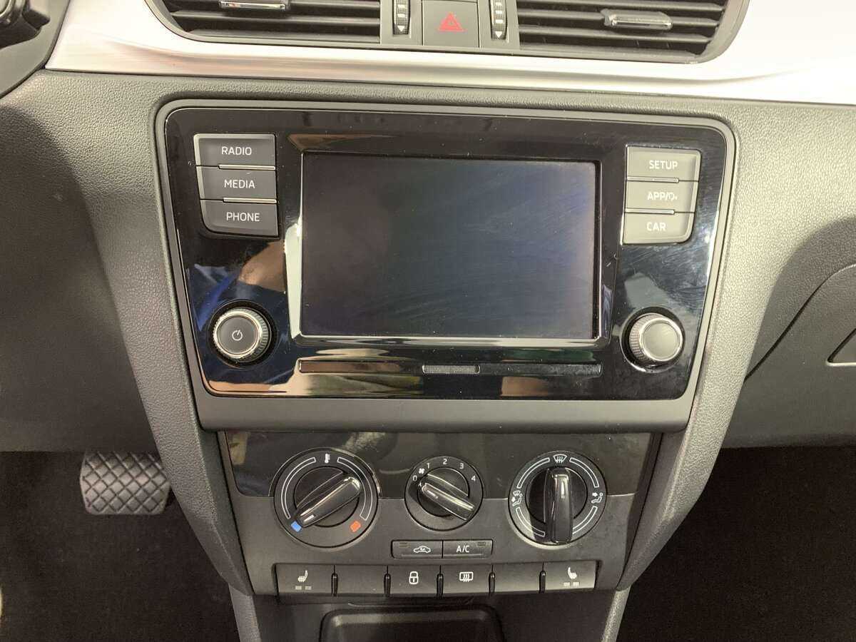 Skoda Rapid 2019 года с пробегом. Фото: #12