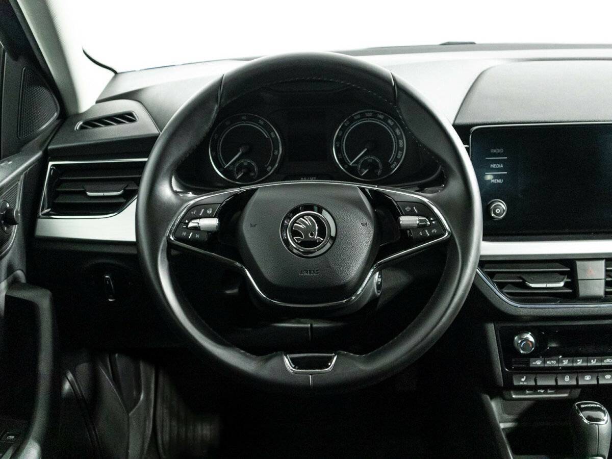Skoda Rapid 2021 года с пробегом. Фото: #19