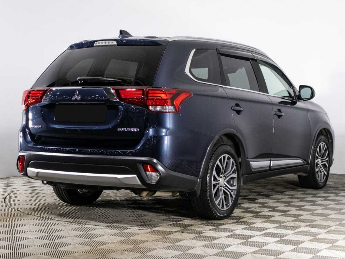 Mitsubishi Outlander 2018 года с пробегом. Фото: #4