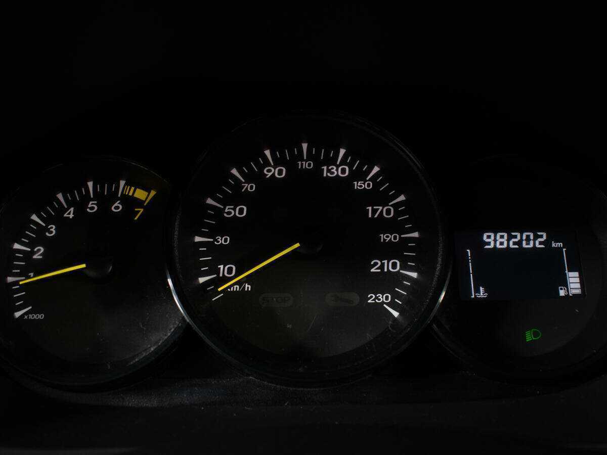 Renault Megane 2012 года с пробегом. Фото: #8