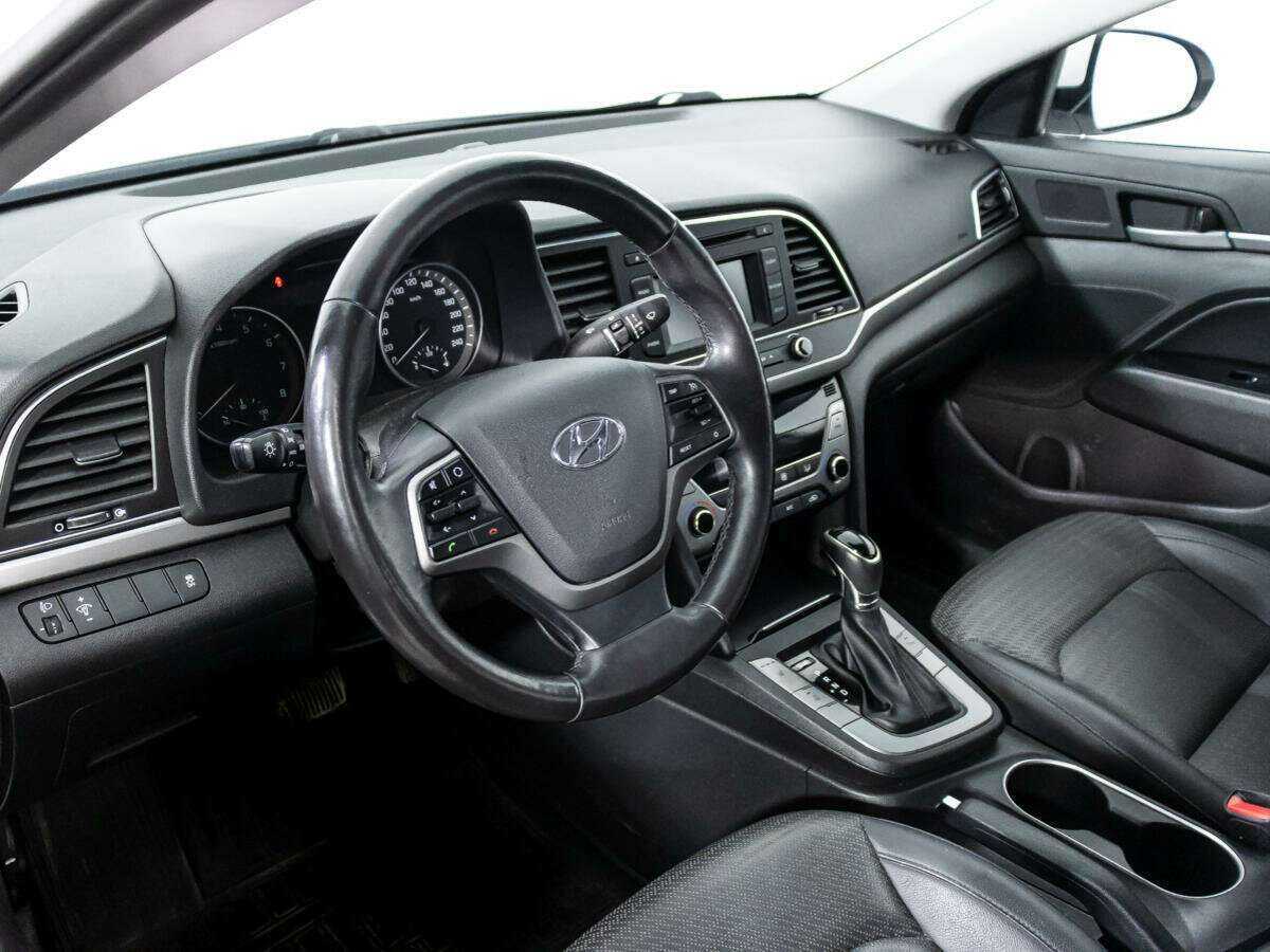 Hyundai Elantra 2016 года с пробегом. Фото: #10