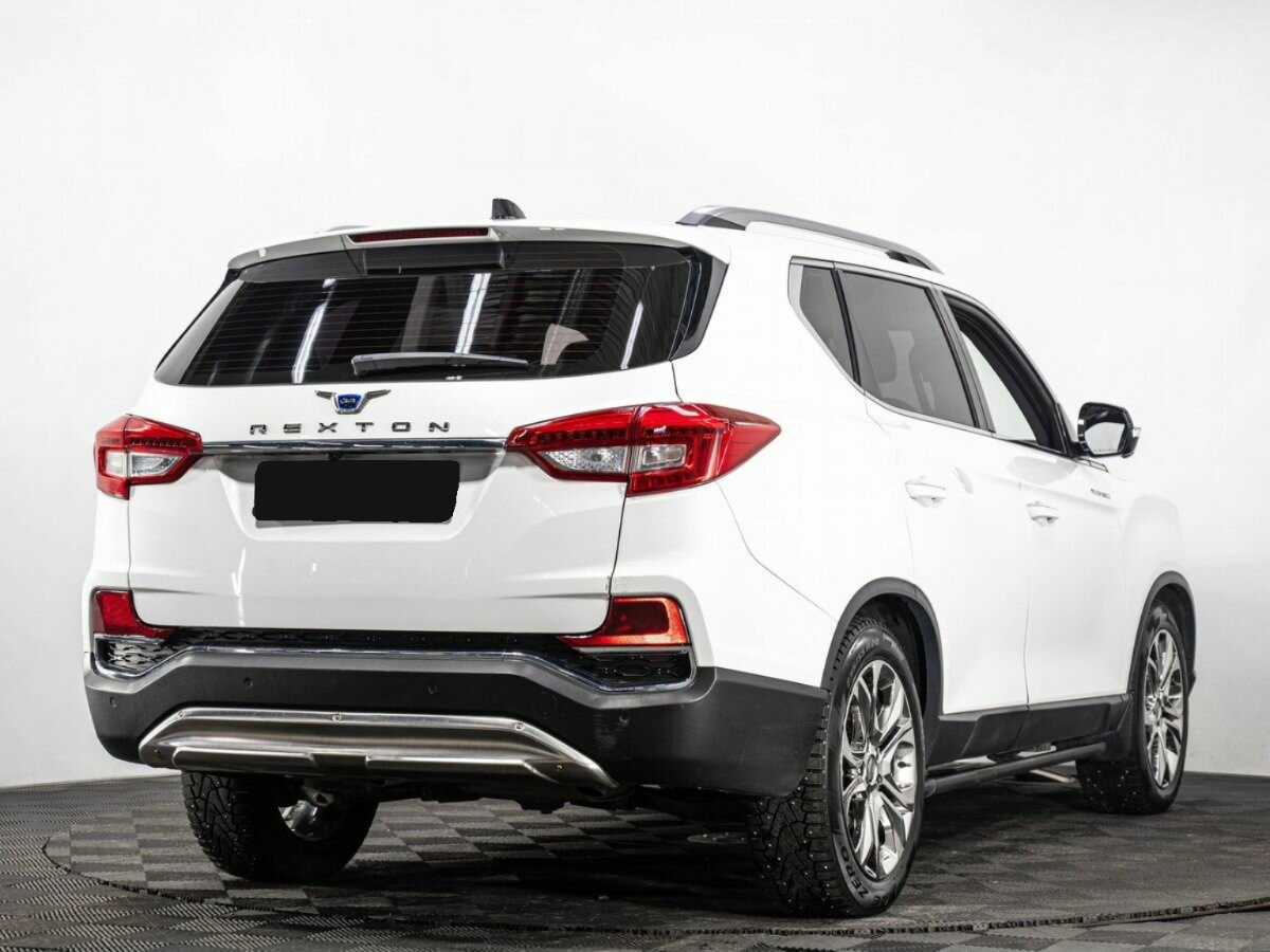 SsangYong Rexton 2019 года с пробегом. Фото: #3