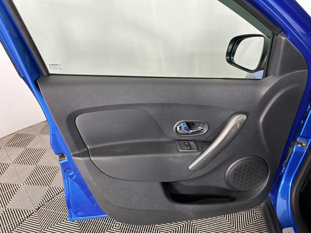 Renault Sandero 2016 года с пробегом. Фото: #7