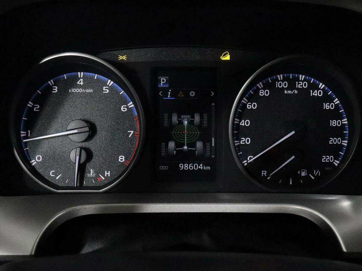 Toyota RAV4 2017 года с пробегом. Фото: #8